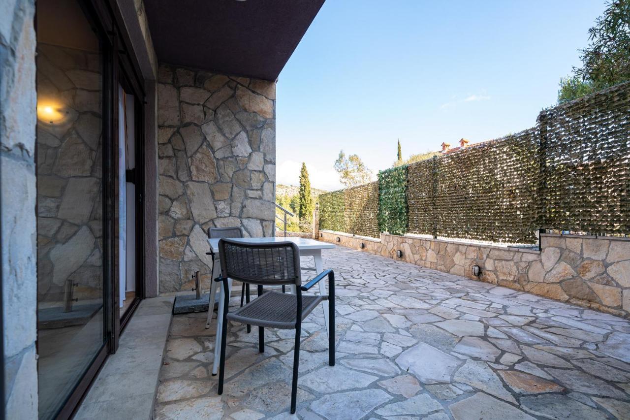 Apartments Svetlana Tivat Exterior photo