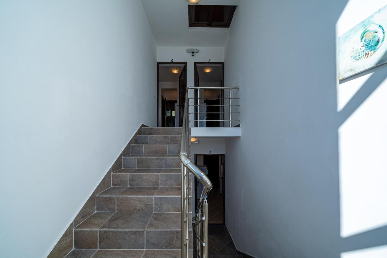 Apartments Svetlana Tivat Exterior photo